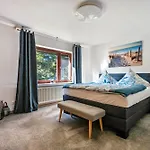 Holiday home Doerpshus Rehm-Flehde-Bargen